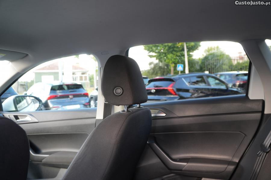 VW Taigo 1.0 TSI Life - 24 — photo 5