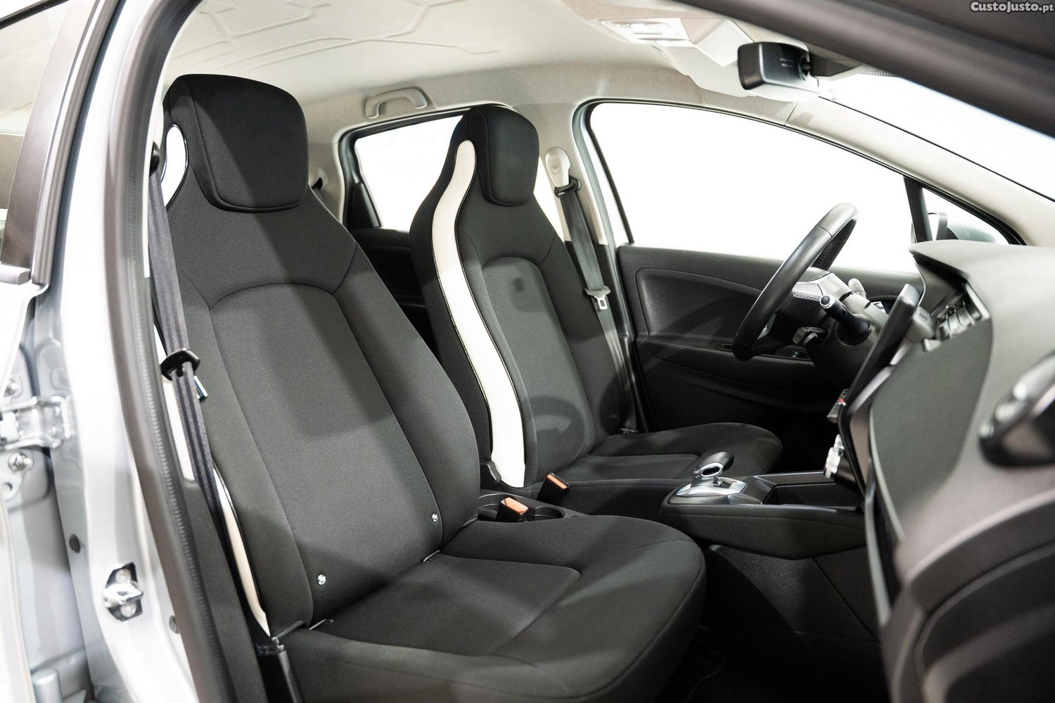 Renault Zoe (c/ Bateria) Zen 50 — fotografia 4