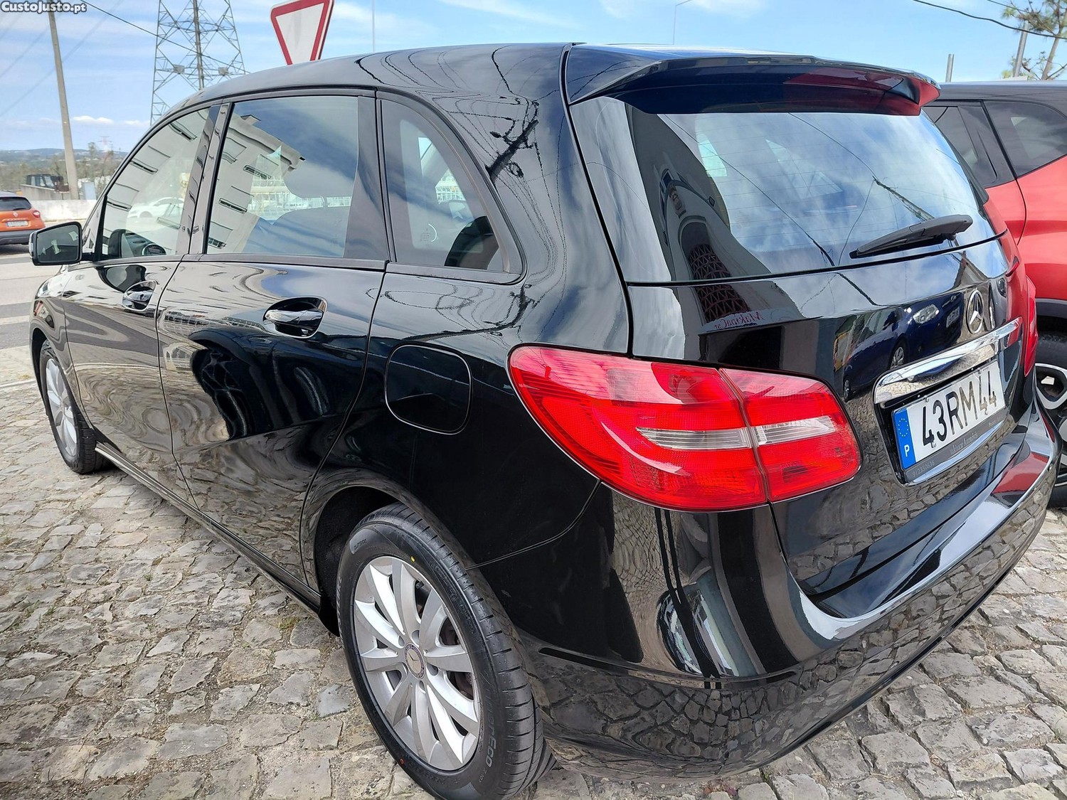 Mercedes-Benz B 180 classic — fotografia 17