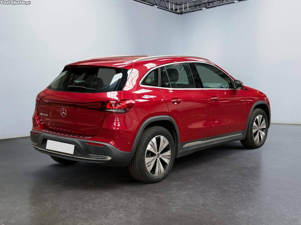 Mercedes-Benz EQA Progressive — fotografia 8
