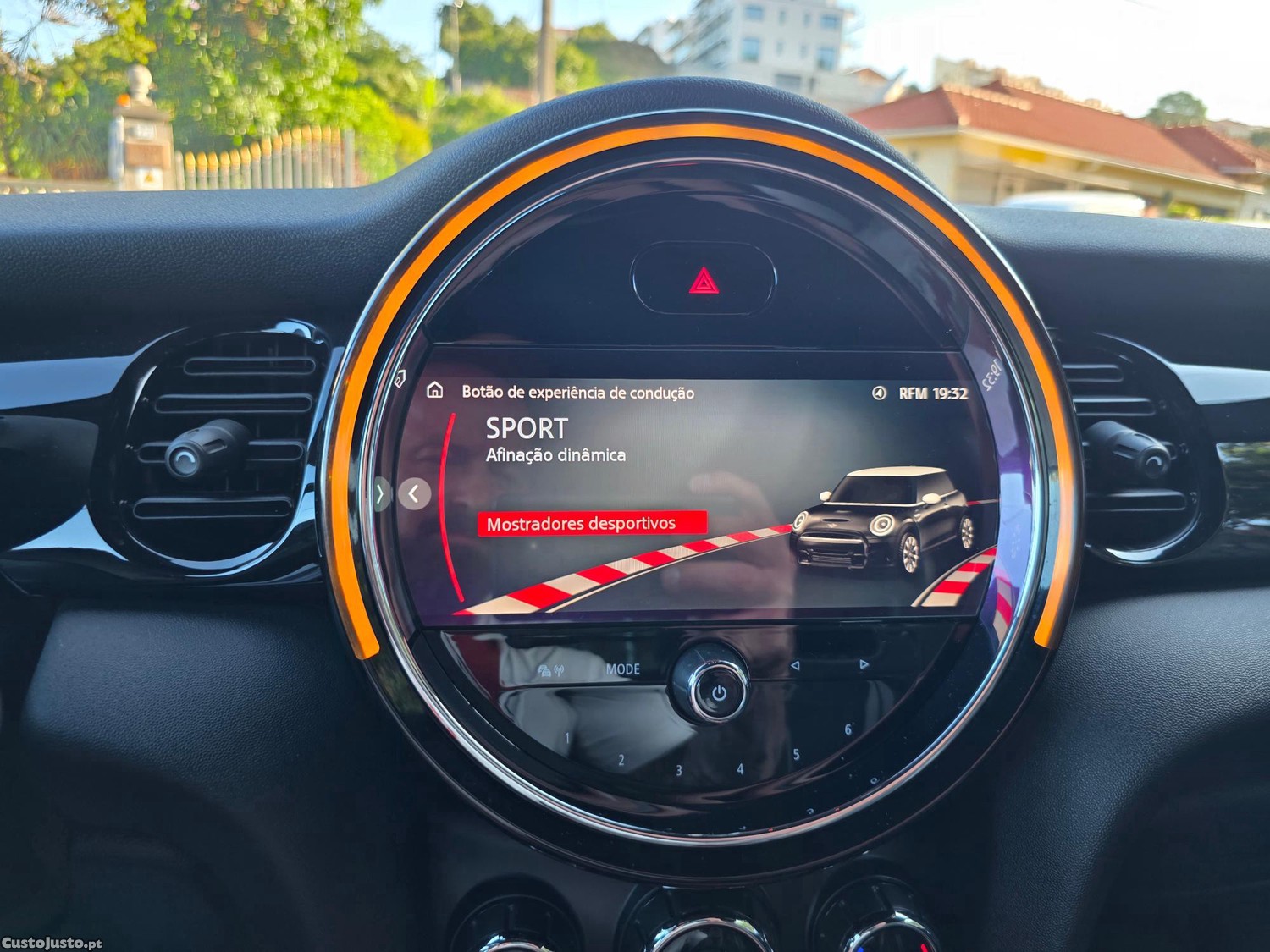MINI John Cooper Works JCW AUTO 231CV — fotografia 23