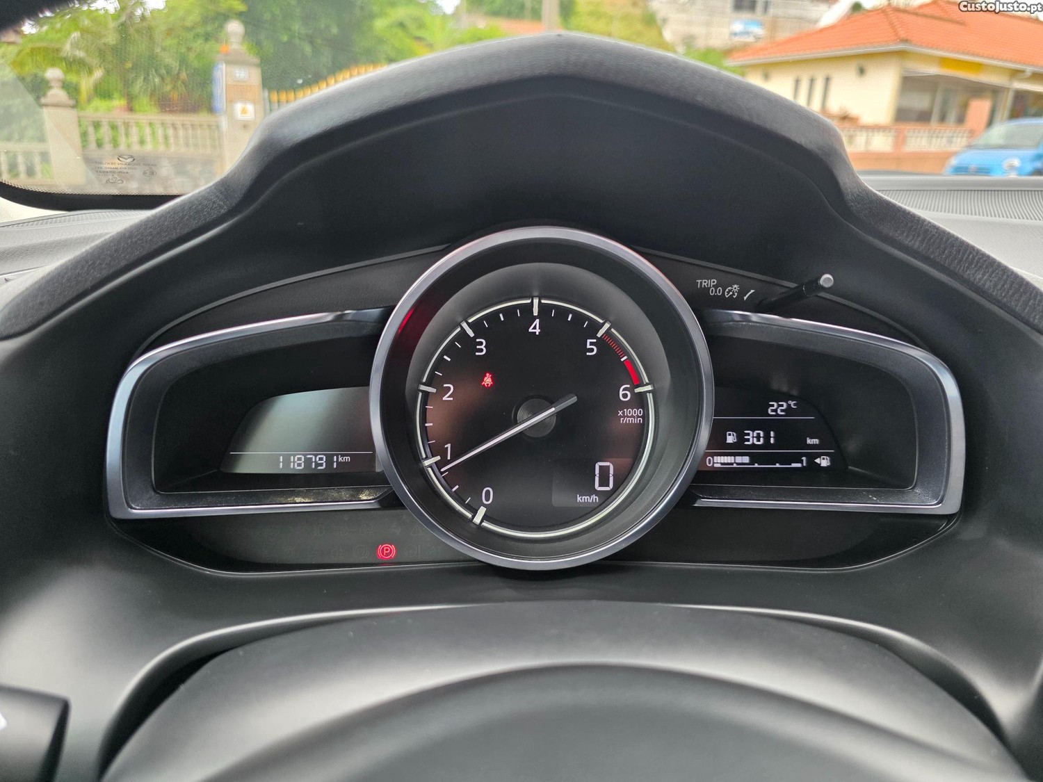 Mazda 3 1.5 SKY-D EXCELLENCE — fotografia 25