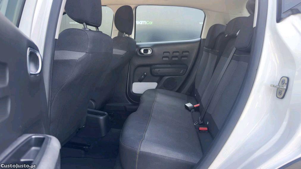 Citroën C3 1.2 PureTech Shine — fotografia 8
