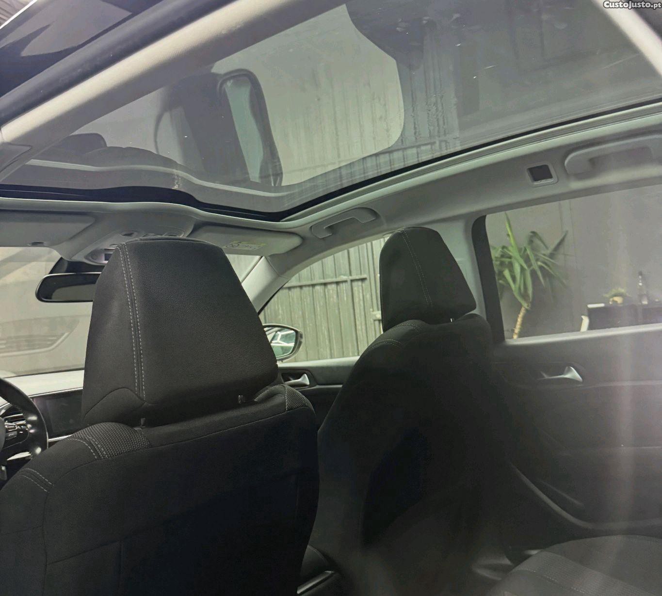 Peugeot 308 SW BlueHDi 130 EAT8 Stop & Start Allure Pack — fotografia 6
