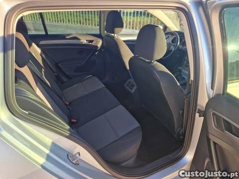 Volkswagen Golf 1.6 TDi GPS Edition — fotografia 7