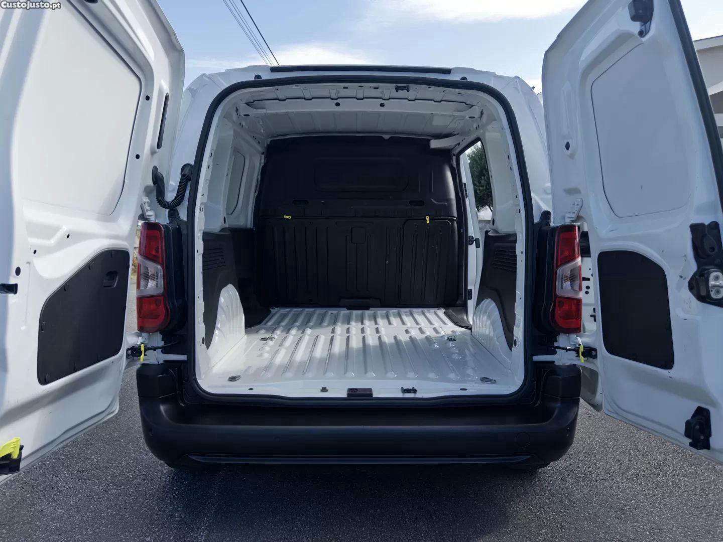 Peugeot Partner Premium l1 — fotografia 14