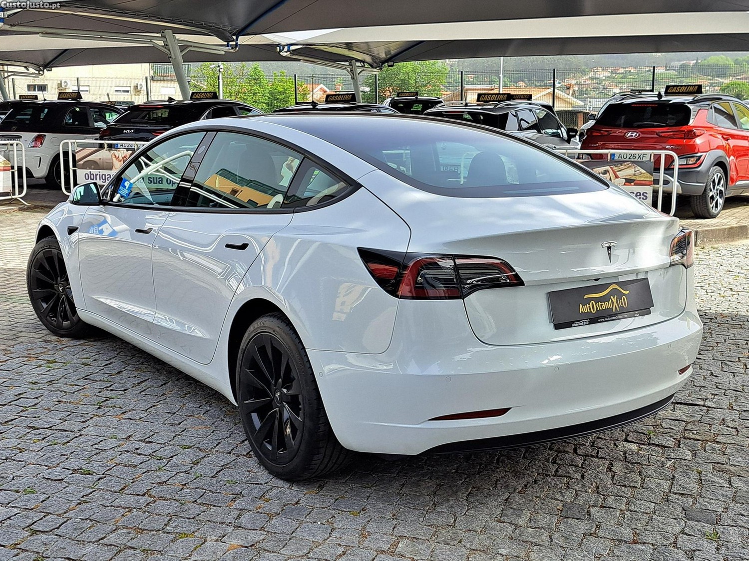 Tesla Model 3 Standard RWD Plus — fotografia 24