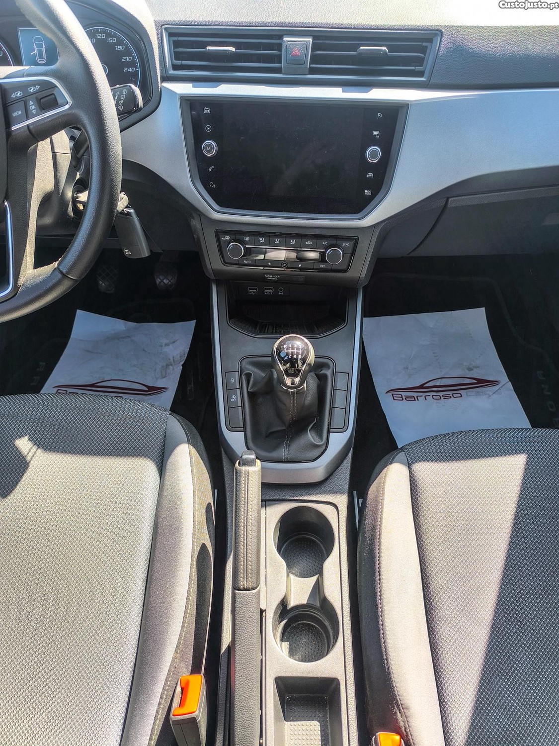 SEAT Arona 1.0 TSI Style — fotografia 6