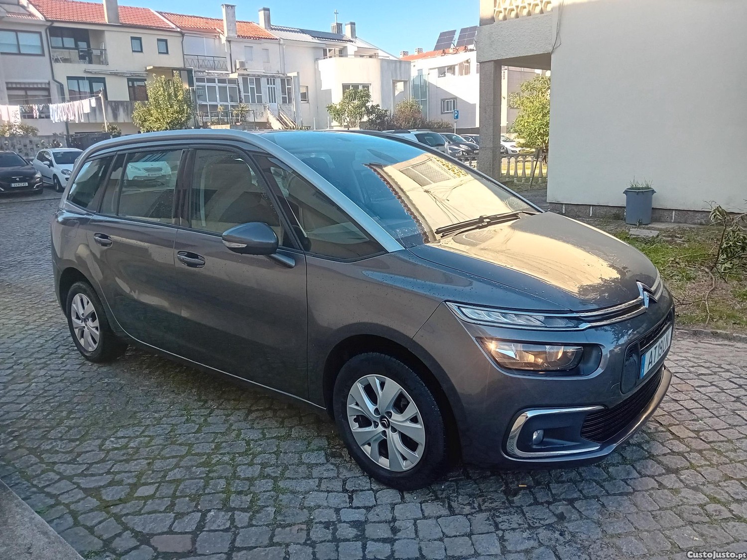 Citroën C4 Spacetourer 1.5 hdi 130cv - 18 — photo 5