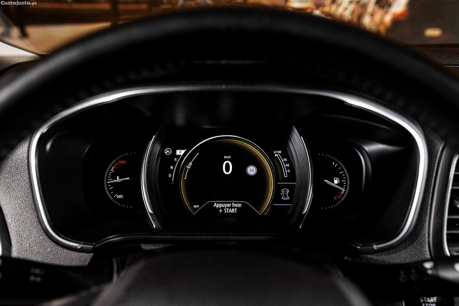 Renault Mégane Sport Tourer 1.5 dCi Limited EDC — fotografia 14