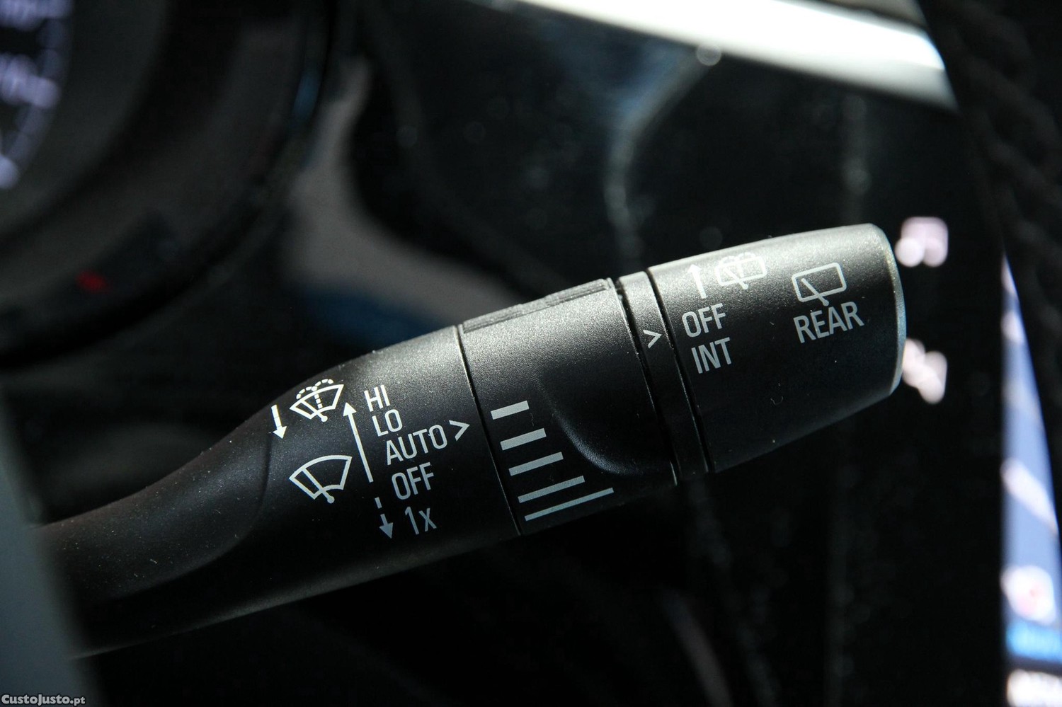 Opel Corsa 1.2 Business — fotografia 8
