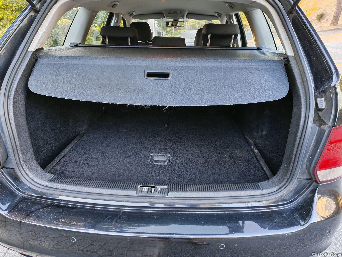 Volkswagen Golf 1.6 TDI Variant — fotografia 6