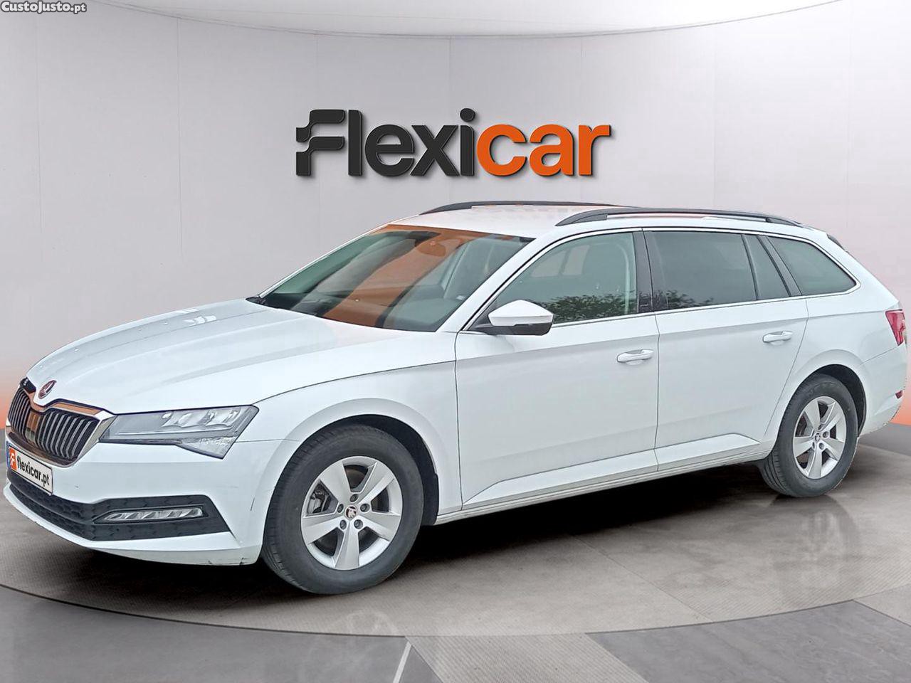 Skoda Superb Break 2.0 TDI Ambition DSG — fotografia 15