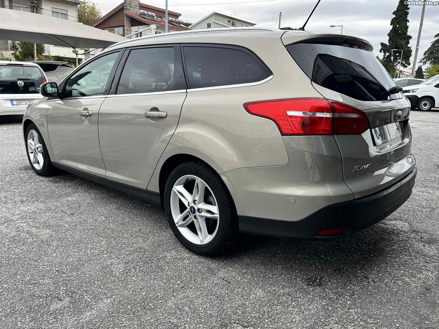 Ford Focus SW 1.5 TDCi Titanium - 18 — photo 3