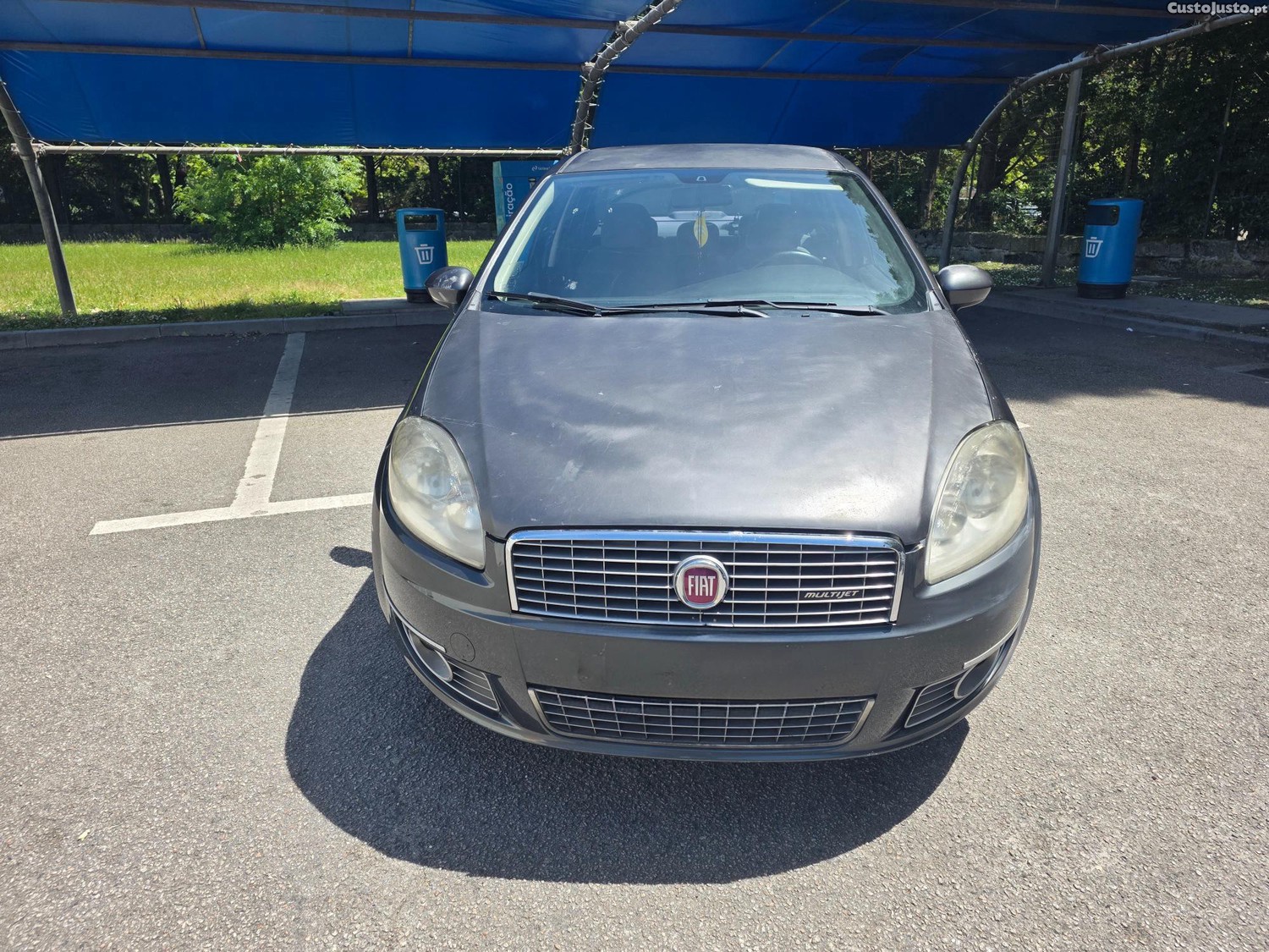 Fiat Linea 1.3 Multijet impecável — fotografia 7