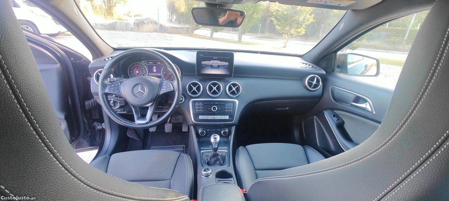 Mercedes-Benz A 180 AMG — fotografia 6