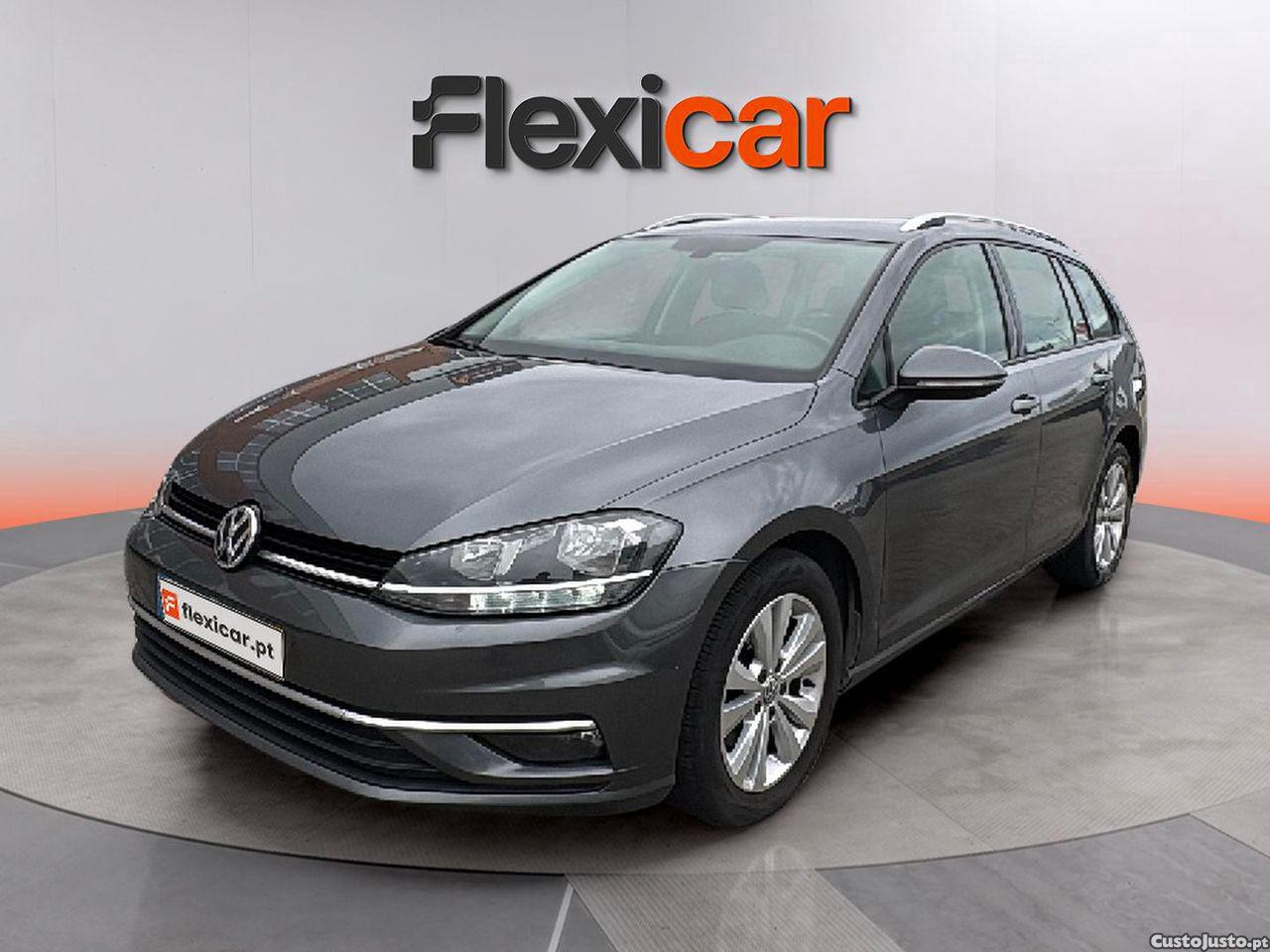 Volkswagen Golf Variant 1.6 TDi Confortline DSG — fotografia 15