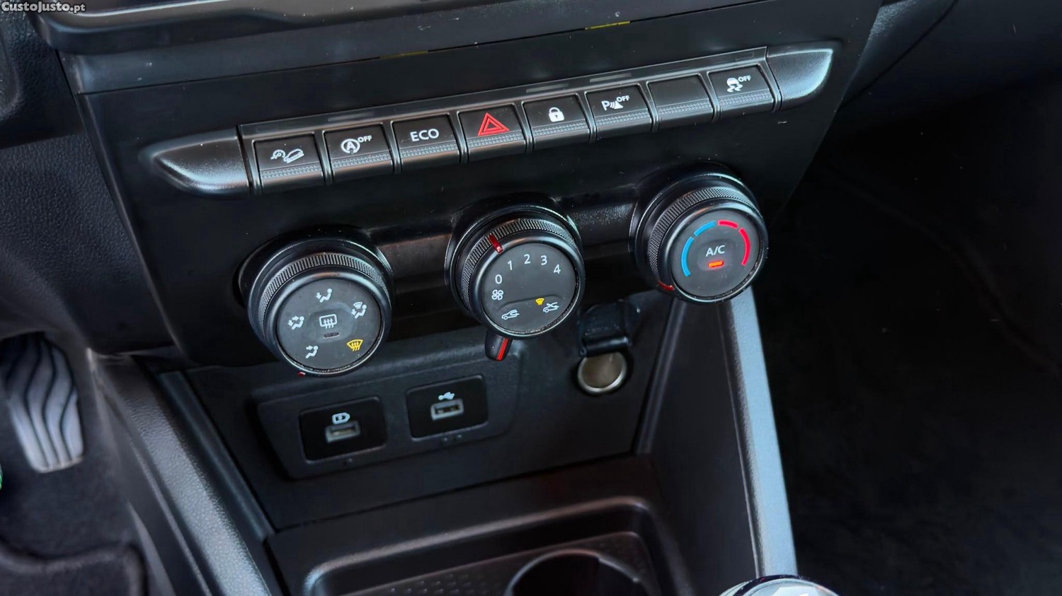 Dacia Duster 4X42 LUGARES — fotografia 10