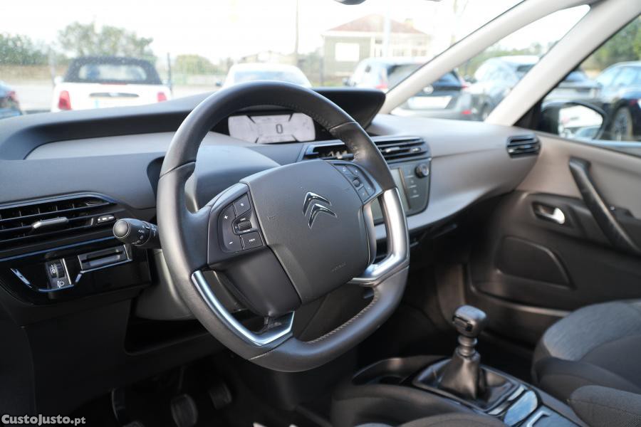 Citroën C4 Spacetourer 1.2 PureTech Feel — fotografia 10
