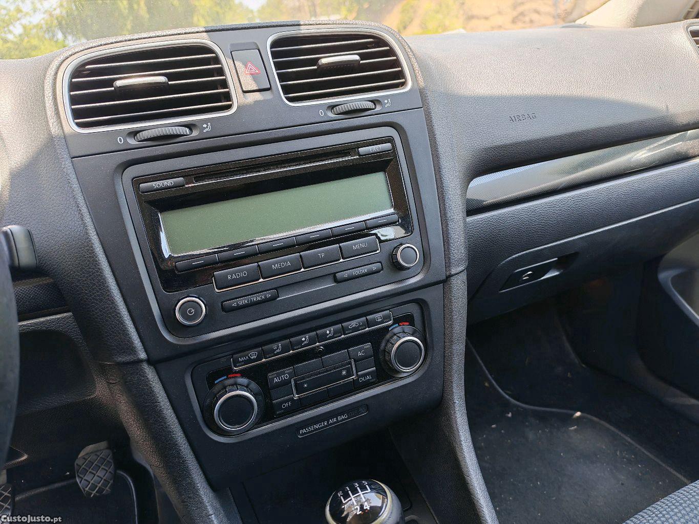 Volkswagen Golf 1.6 TDI Variant — fotografia 5