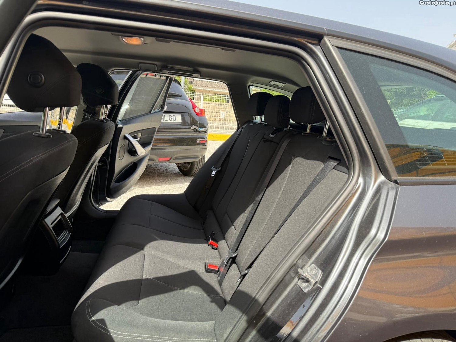 BMW 318 SPORT LINE — fotografia 6
