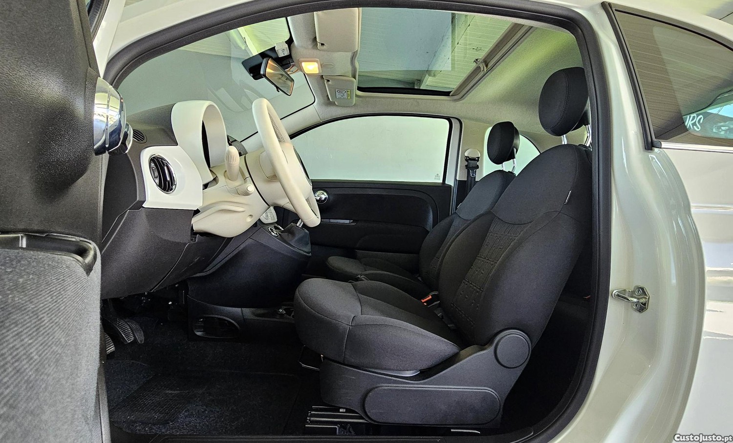 Fiat 500 1.0 Hybrid Lounge 2023 — fotografia 9