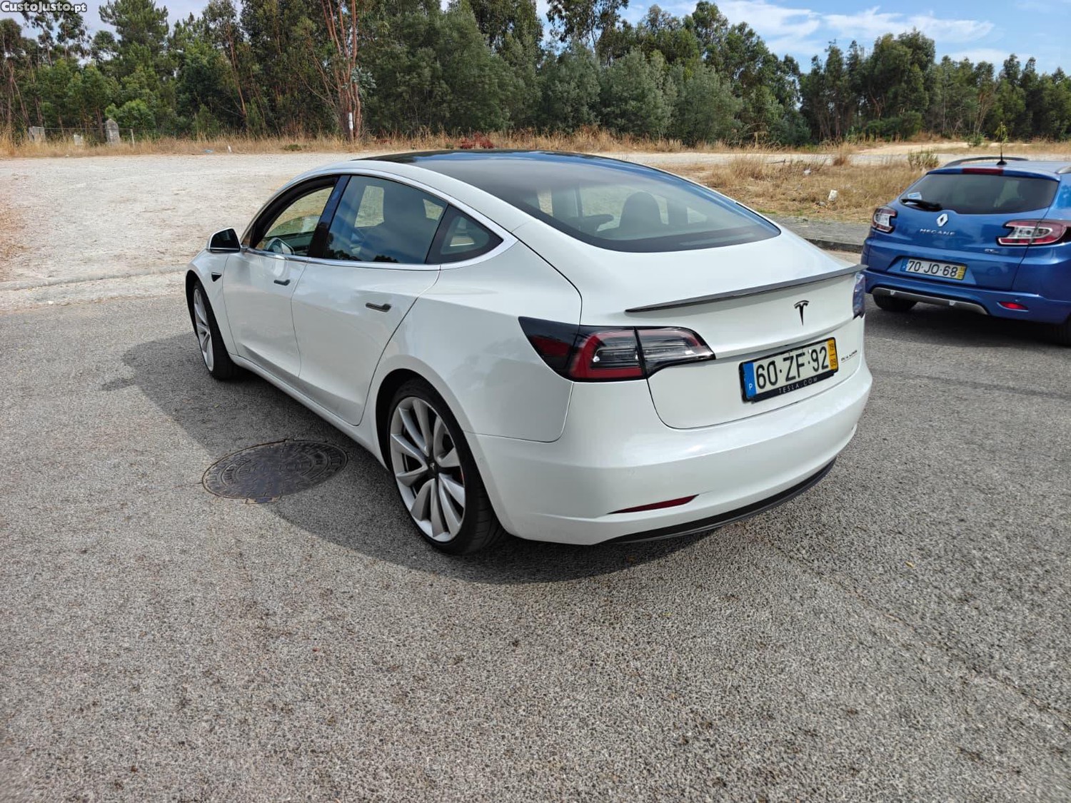 Tesla Model 3 3 — fotografia 8