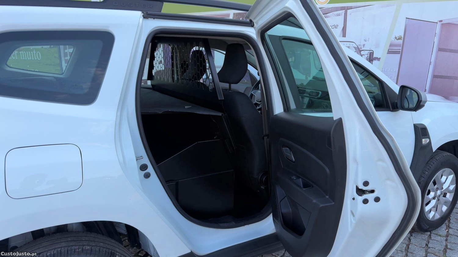Dacia Duster 4X42 LUGARES — fotografia 15