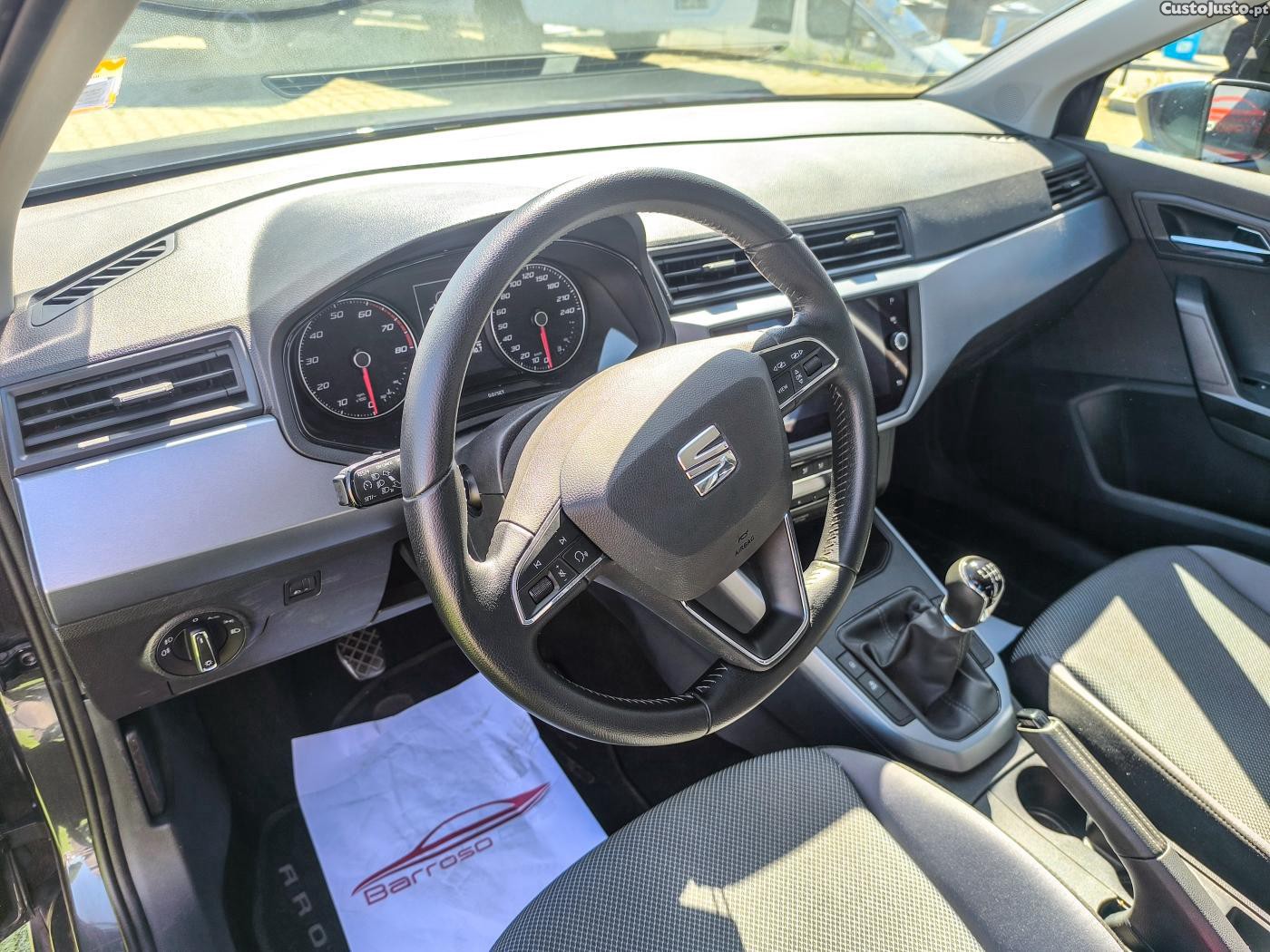 SEAT Arona 1.0 TSI Style — fotografia 7