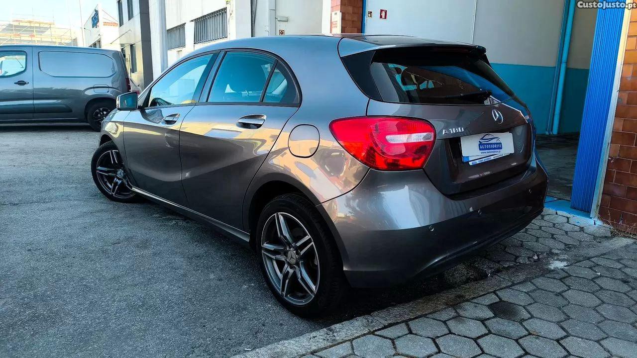 Mercedes-Benz A 180 Cdi blueefficiency — fotografia 2