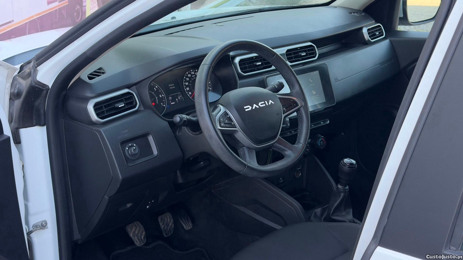 Dacia Duster 4X42 LUGARES — fotografia 3