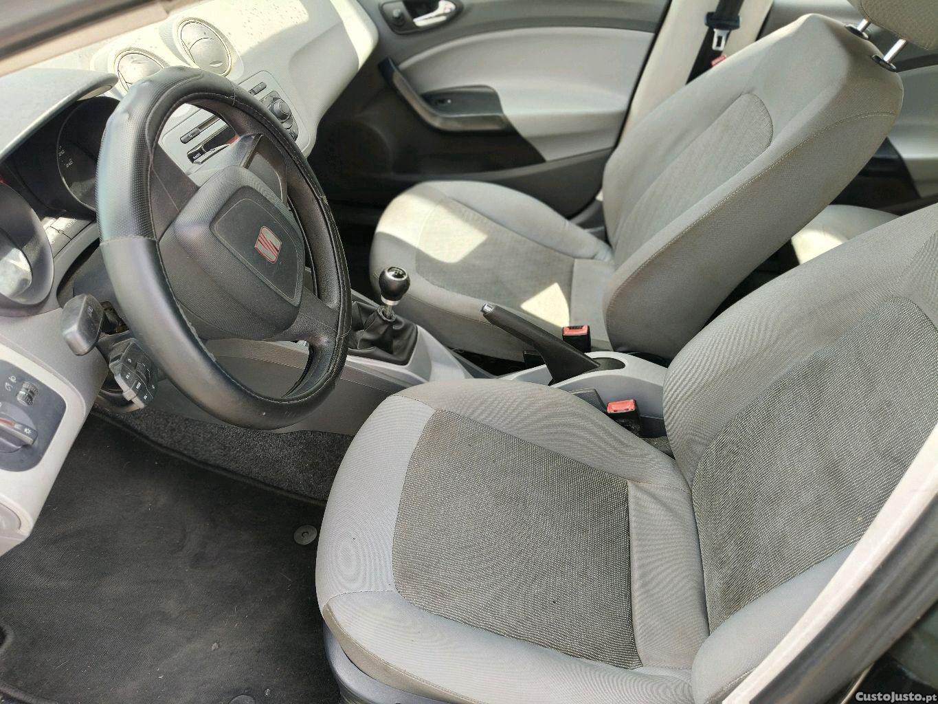 SEAT Ibiza — fotografia 4