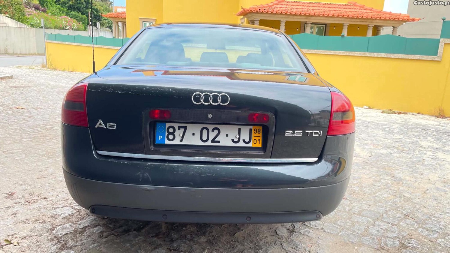 Audi A6 2.5tdi — fotografia 4