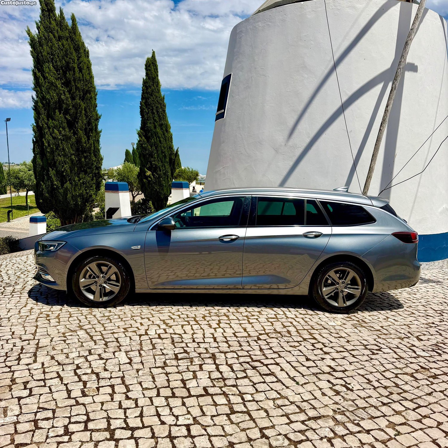 Opel Insignia Sport Tourer 1.6 innovation — fotografia 8