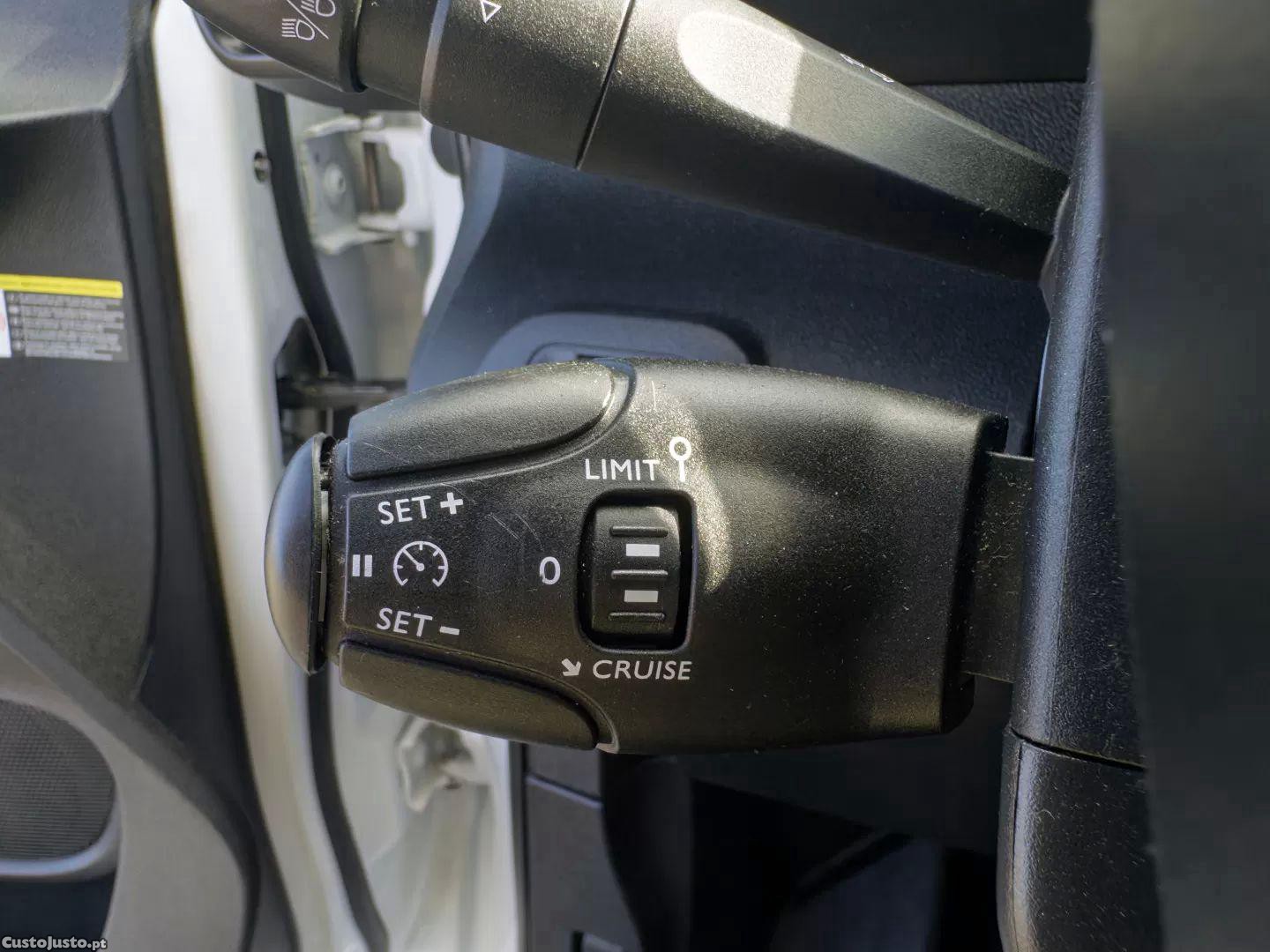 Peugeot Partner Premium l1 — fotografia 8