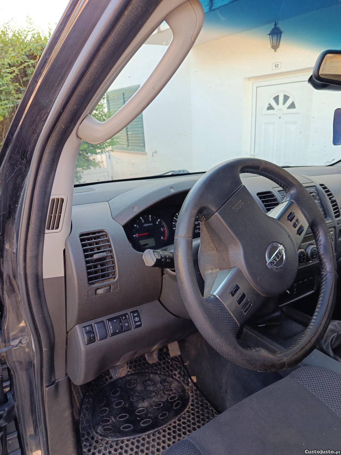 Nissan Navara Pick-up — fotografia 2