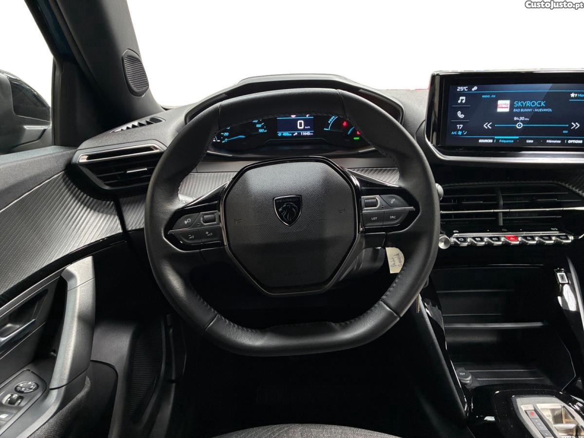 Peugeot 2008 54 kWh Style — fotografia 6