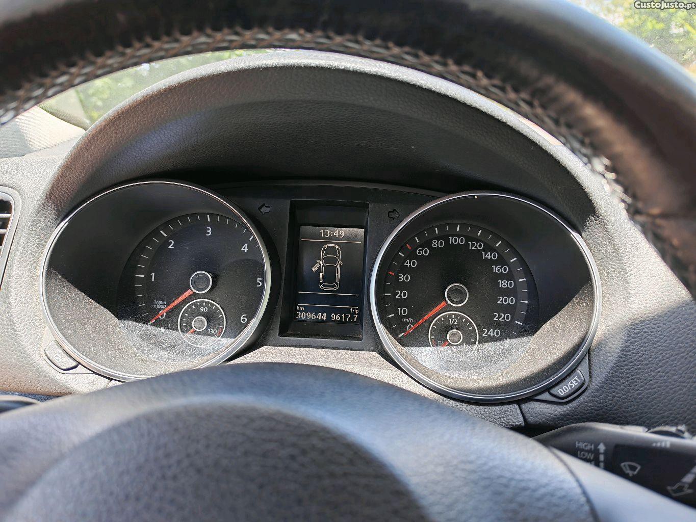 Volkswagen Golf 1.6 TDI Variant — fotografia 4