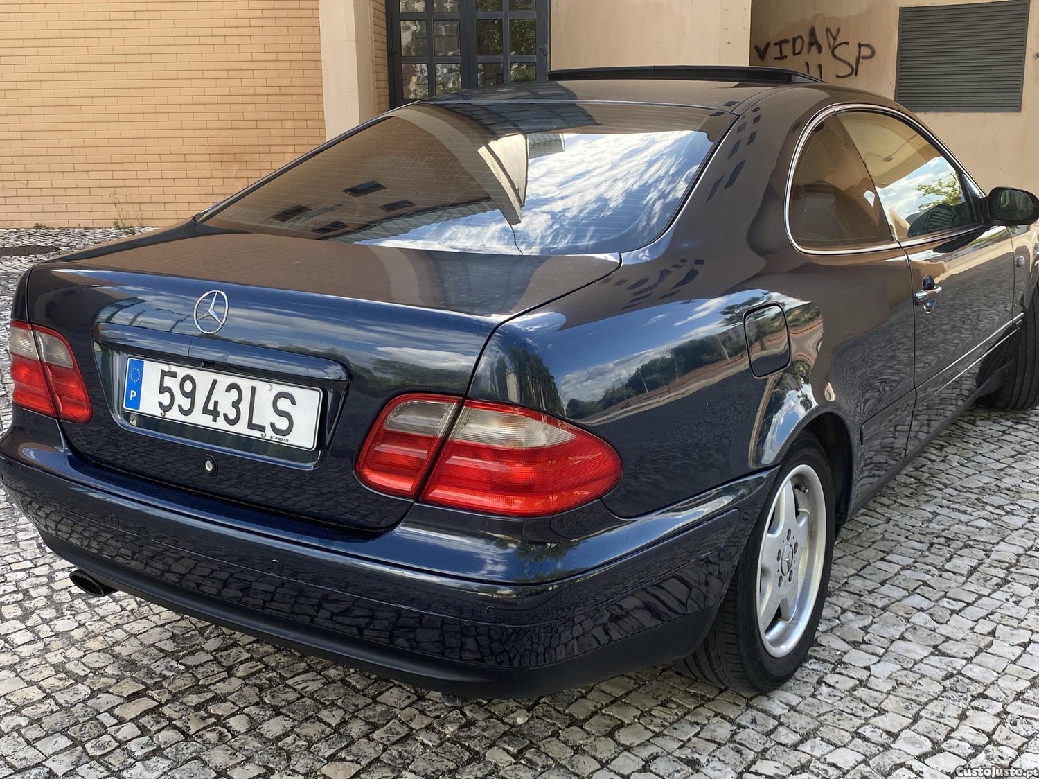 Mercedes-Benz Classe CLK Gpl manual — fotografia 6