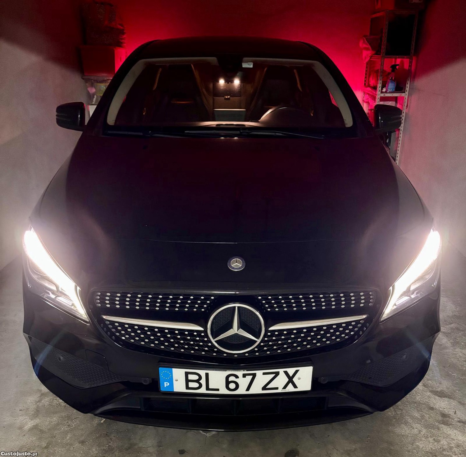 Mercedes-Benz CLA 180 180 D AMG — fotografia 3