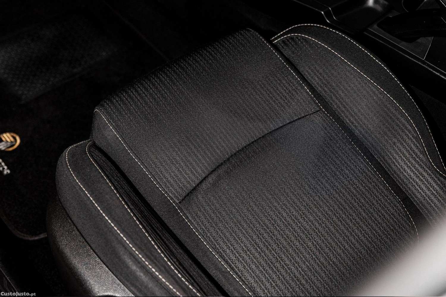 Renault Mégane Sport Tourer 1.5 dCi Limited EDC — fotografia 4