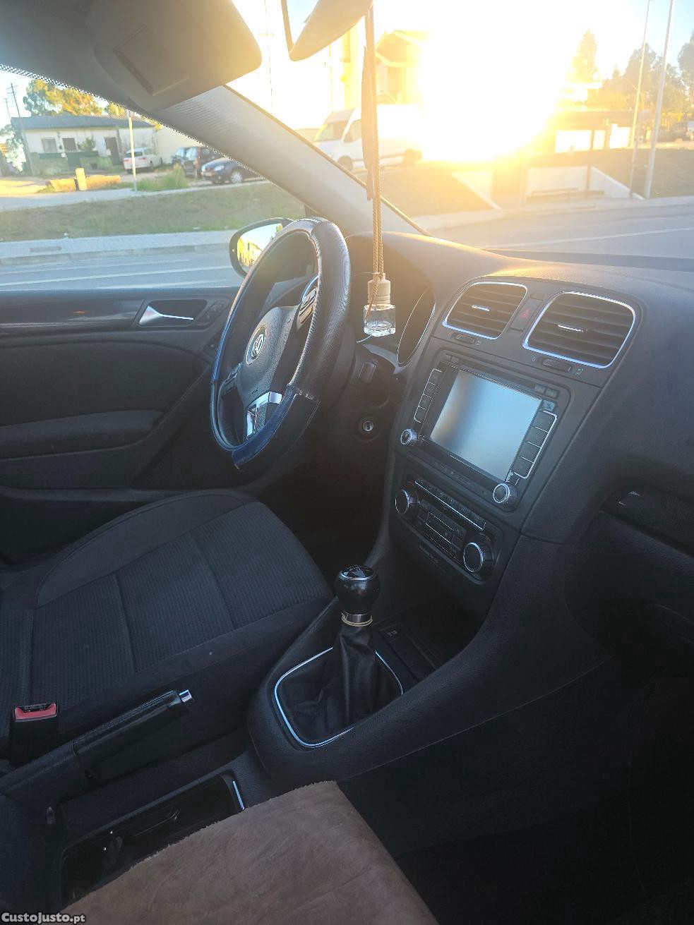 Volkswagen Golf Trendline — fotografia 3