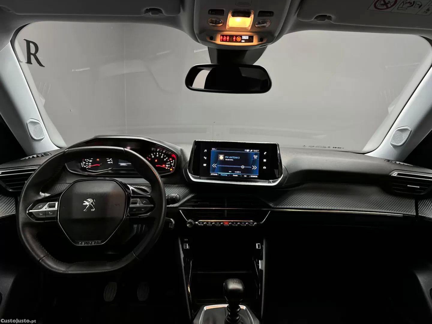 Peugeot 2008 1.2 puretech active pack — fotografia 3