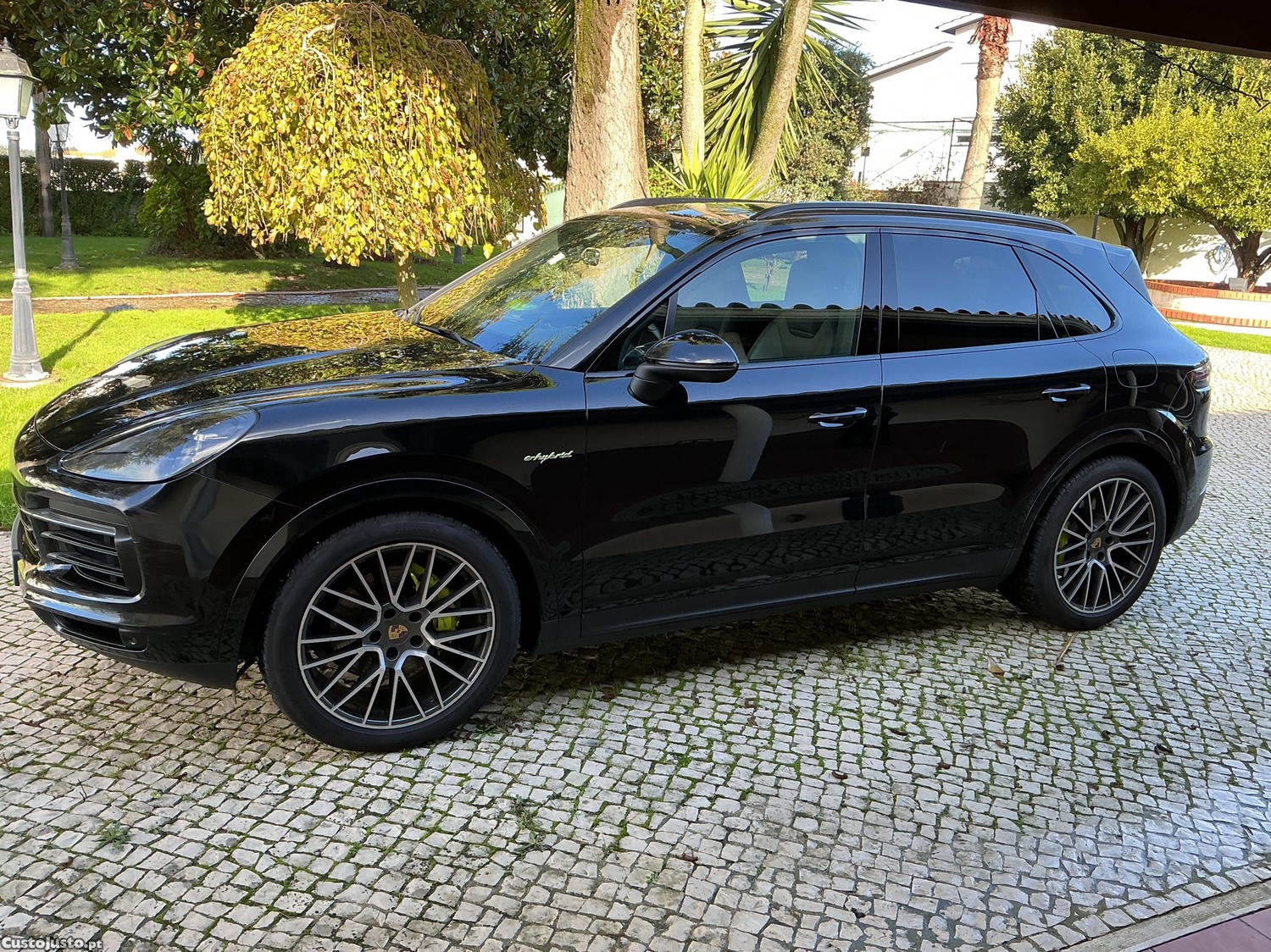 Porsche Cayenne Sport — fotografia 4
