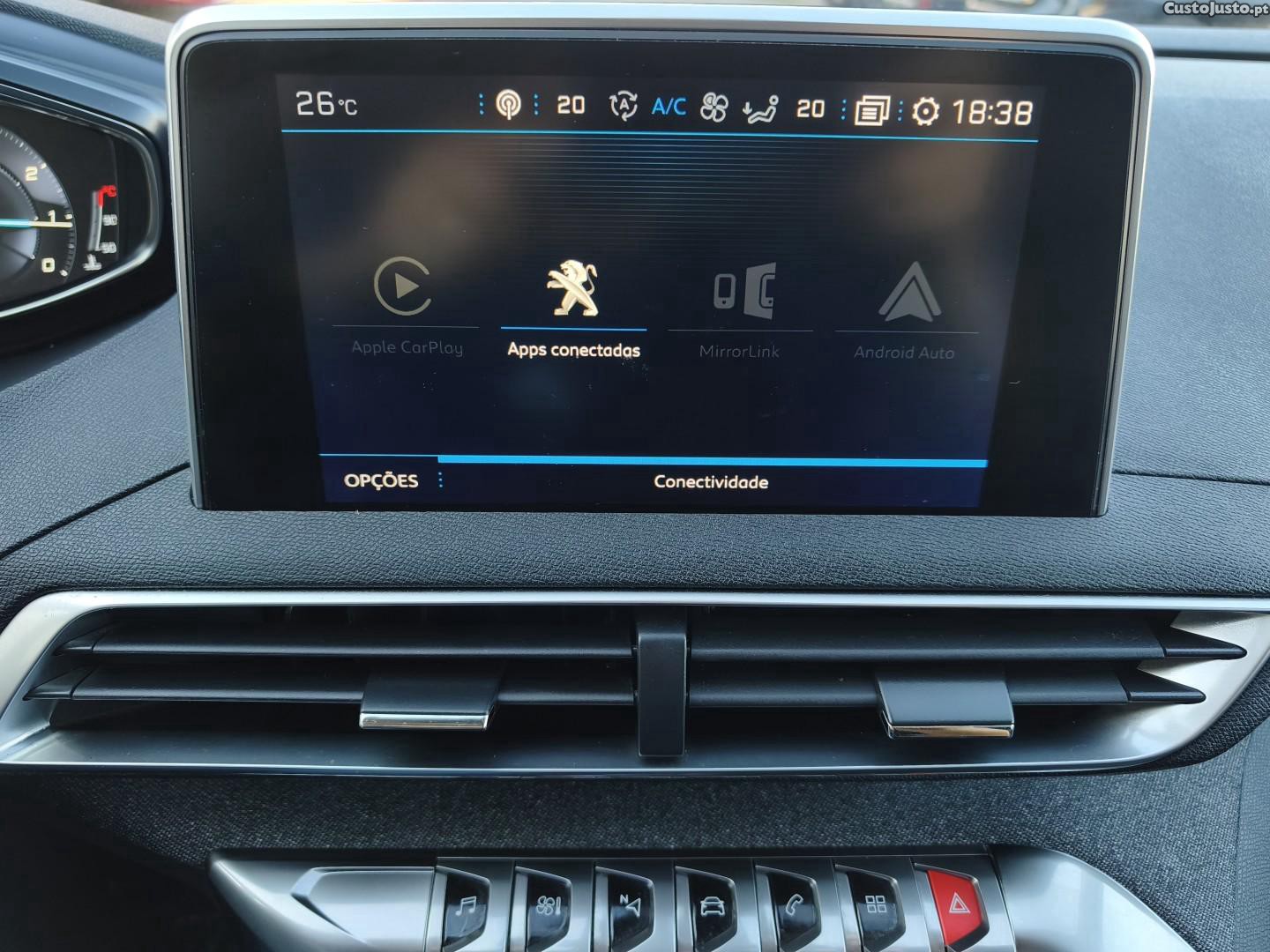 Peugeot 5008 1.2 PureTech Allure Pack EAT8 — fotografia 18