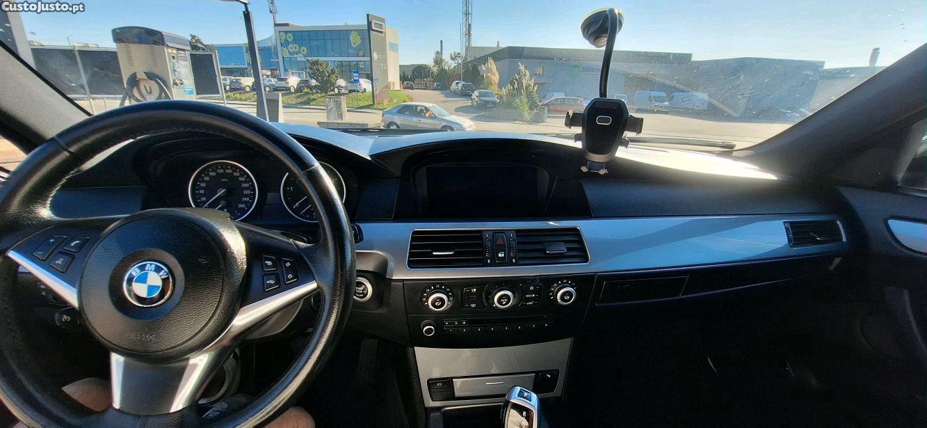BMW 520 2.0 Touring — fotografia 2