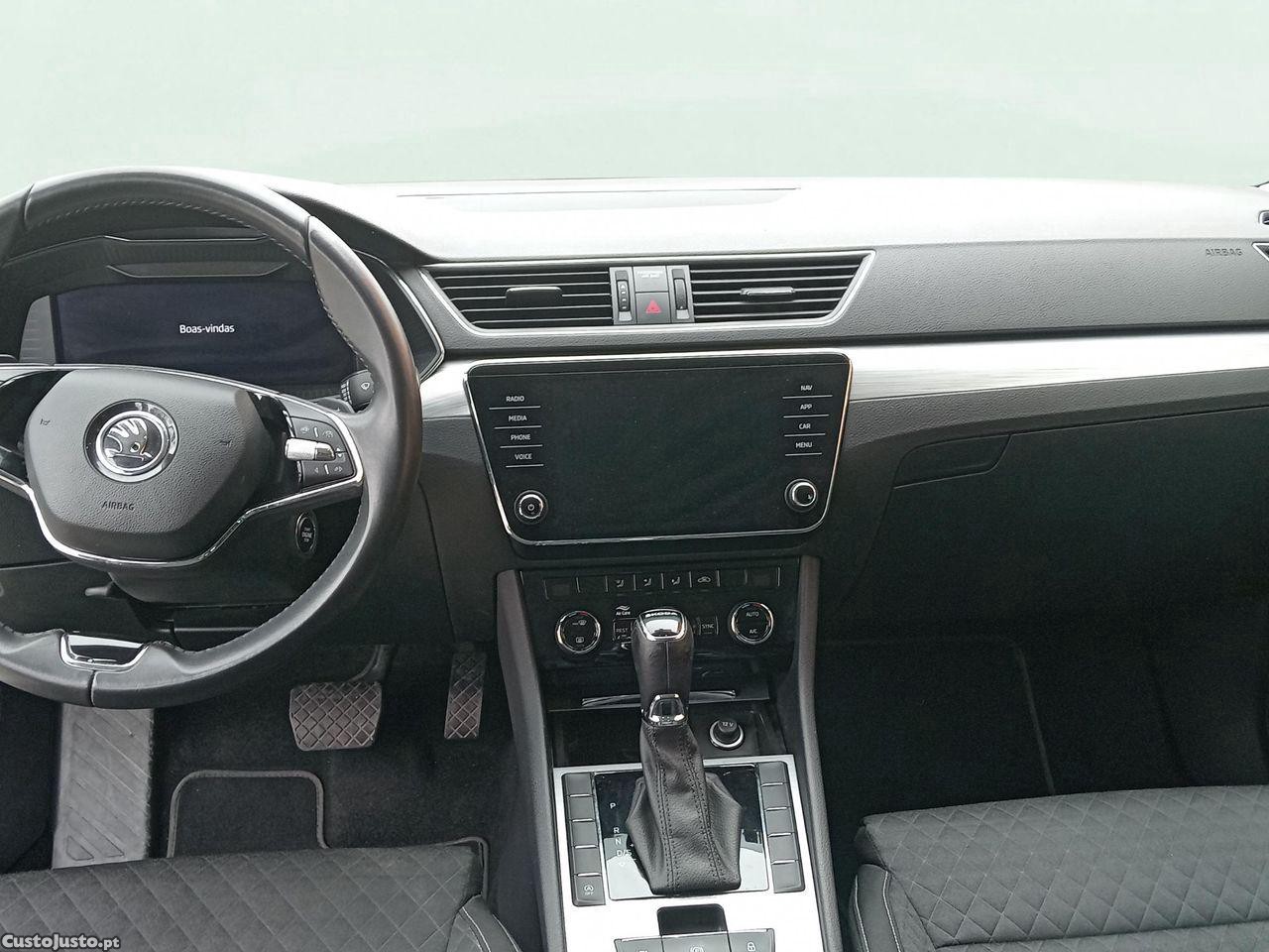Skoda Superb Break 2.0 TDI Ambition DSG — fotografia 7