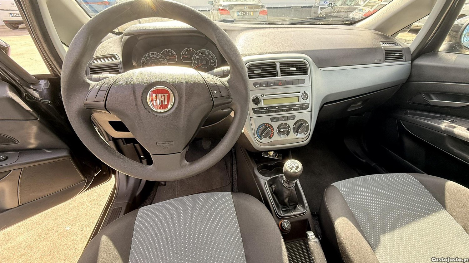 Fiat Punto 1.2 16V de 2010 — fotografia 8
