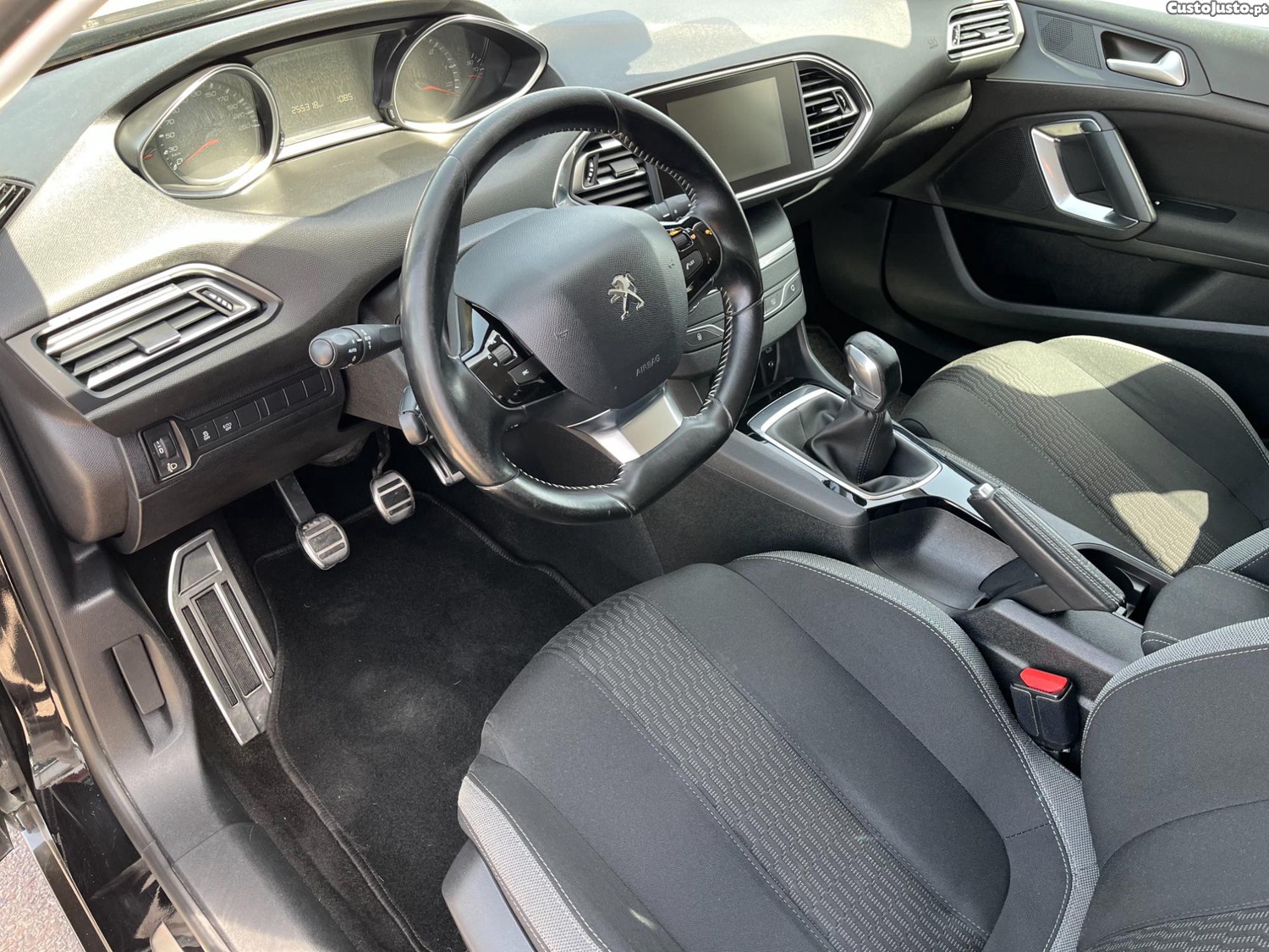 Peugeot 308 SW 1.6 Hdi 100 Cv NACIONAL — fotografia 7