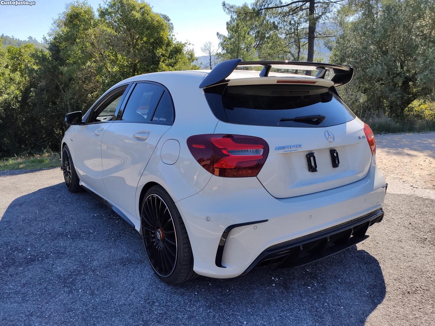 Mercedes-Benz A 45 AMG 4-MATIC — fotografia 4
